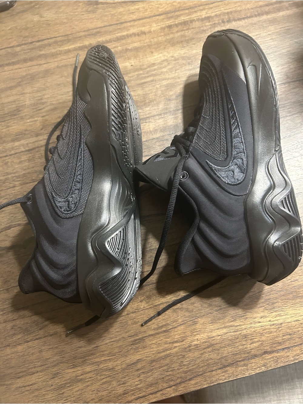 Nike Giannis Immortality 4 "Triple Black" Basketball Shoes Men7.5 women 9